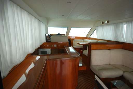 Uniesse marine Uniesse marine Uniesse 48 fly