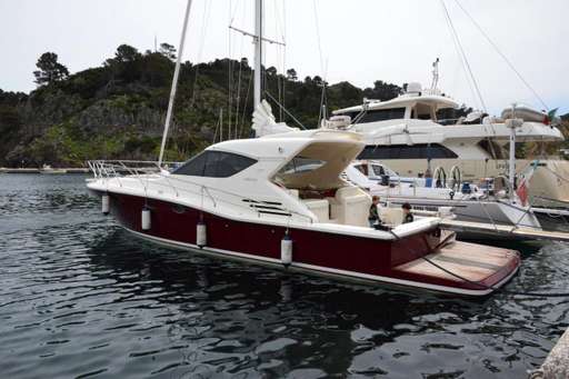 Uniesse marine Uniesse marine Uniesse 48 open ht