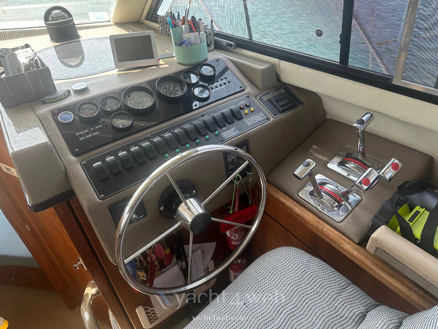 Bayliner 3587 aft cabin Barca a motore usata in vendita