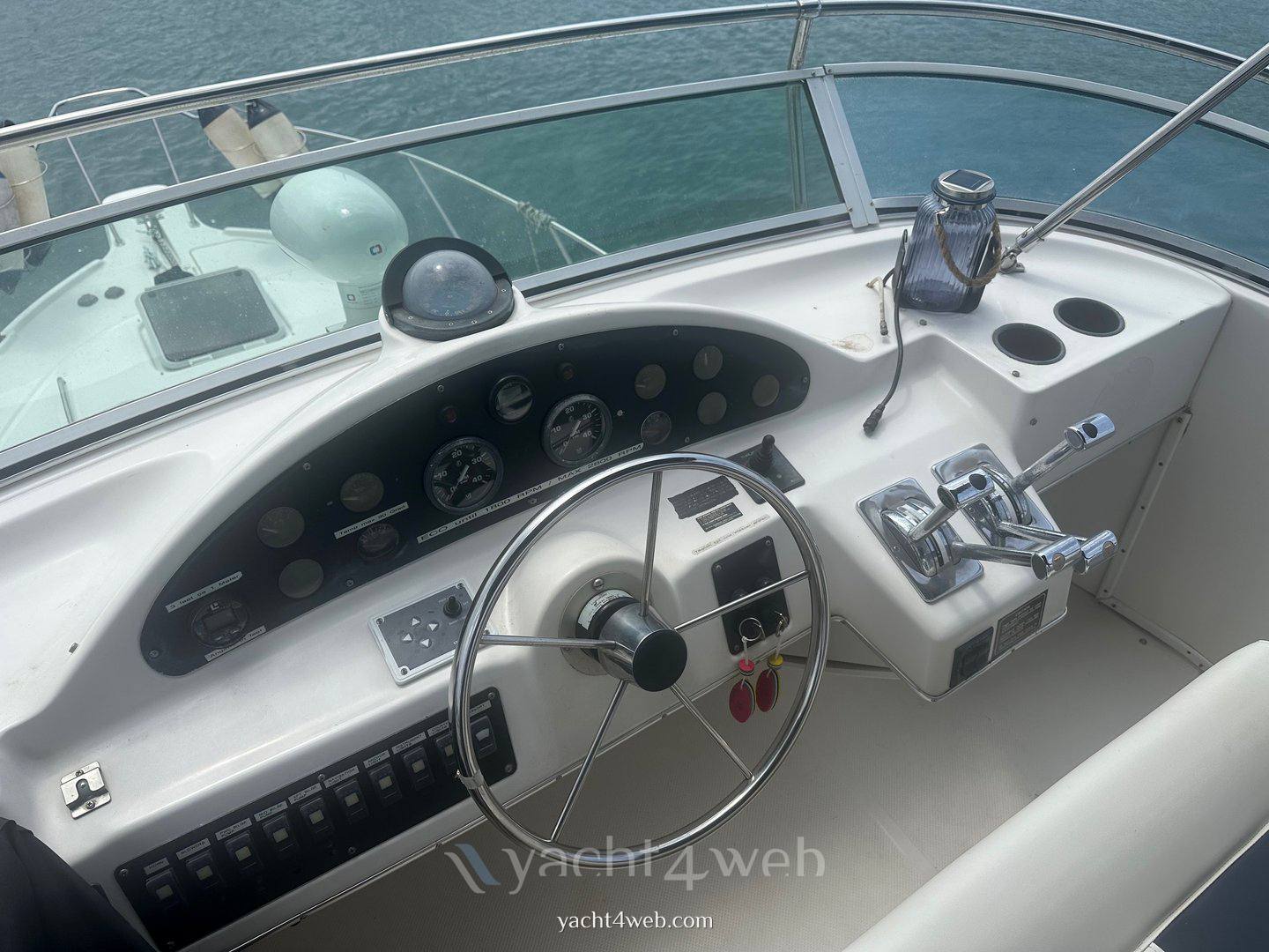 Bayliner 3587 aft cabin Flybridge