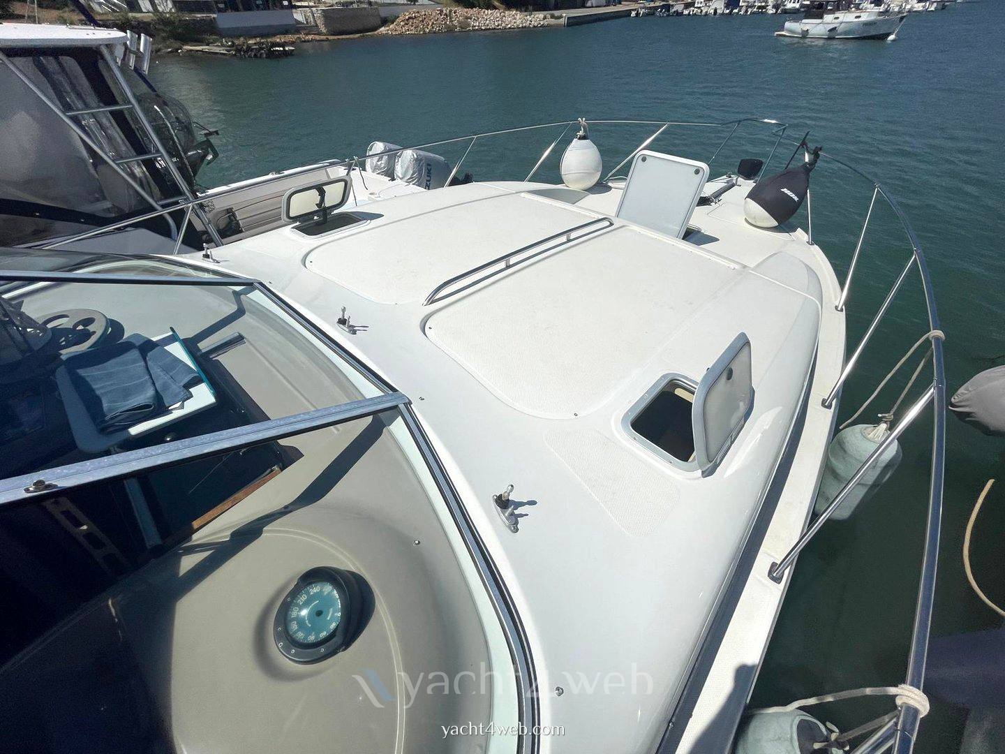 Bayliner Avanti express 3255 barca a motore