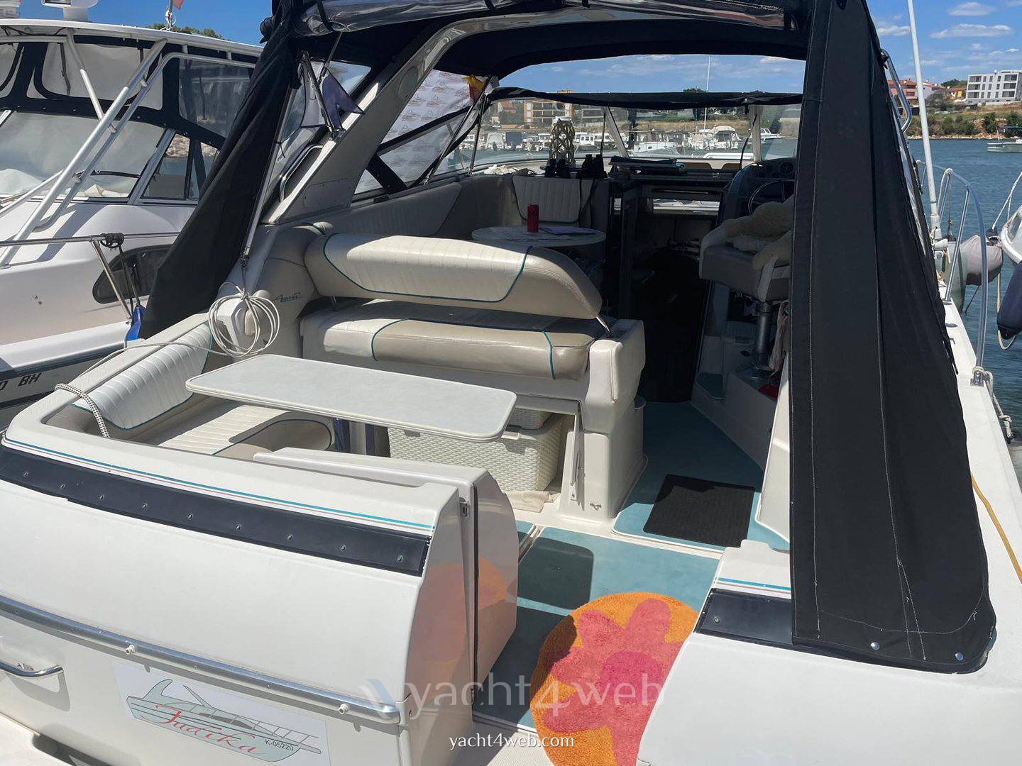 Bayliner Avanti express 3255 Flybridge
