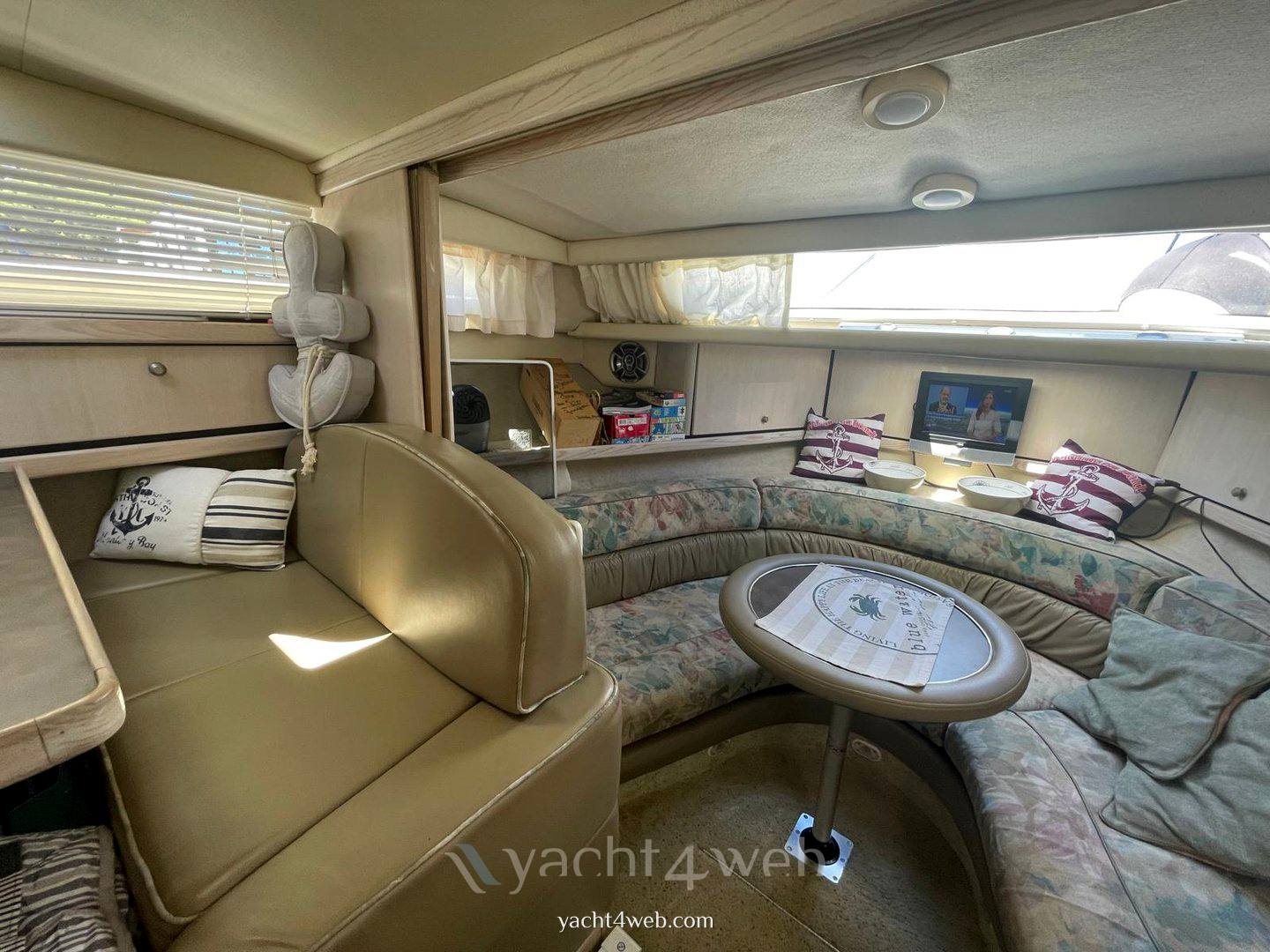 Bayliner Avanti express 3255 Flybridge