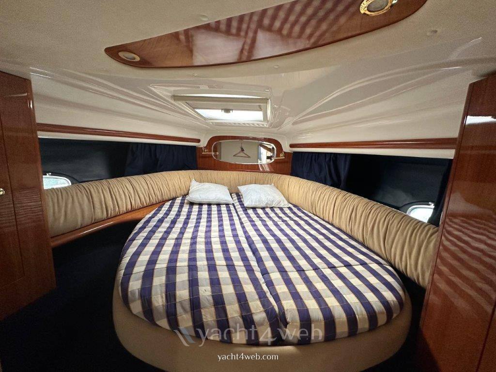 Cranchi Zaffiro 34 barca a motore