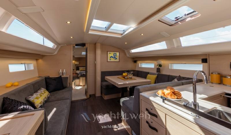 Jeanneau yacht 51 new À l'intérieur