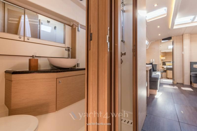 Jeanneau yacht 51 new Service hygiène