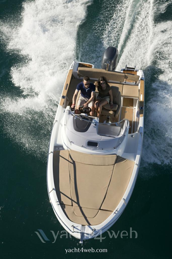 Jeanneau Cap camarat 6.5 wa serie 3 Motorboot neu zum Verkauf