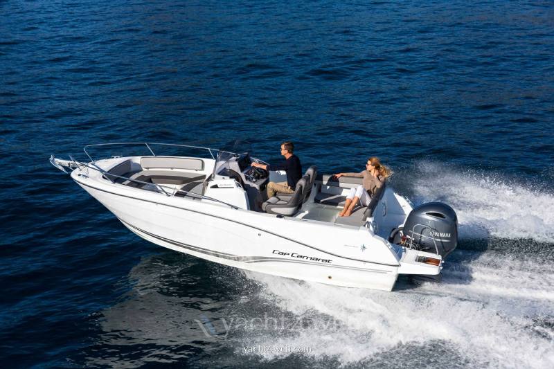 JEANNEAU Cap camarat 6.5 cc serie 3 barca a motore