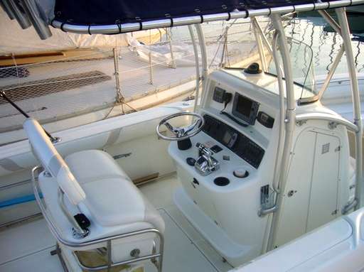 Boston whaler Boston whaler Outrage 27