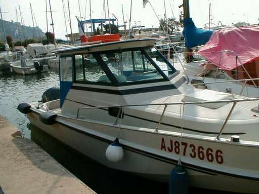 Boston whaler Boston whaler Revenge 25