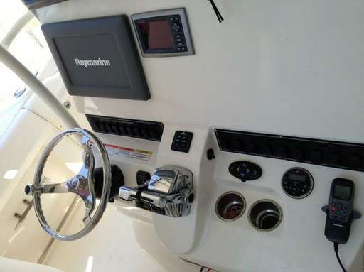 Boston whaler Boston whaler 320 outrage