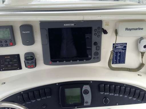 Boston whaler Boston whaler 320 outrage