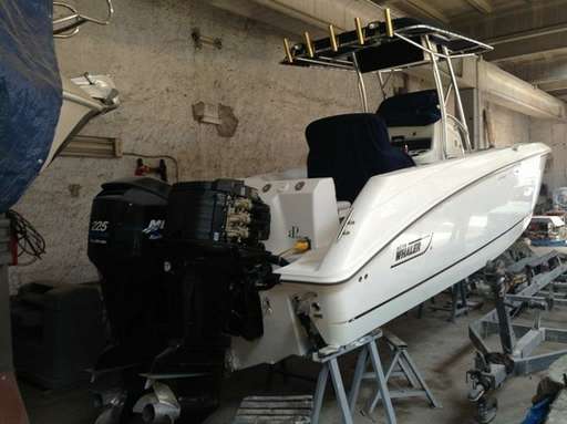 Boston whaler Boston whaler Outrage 270