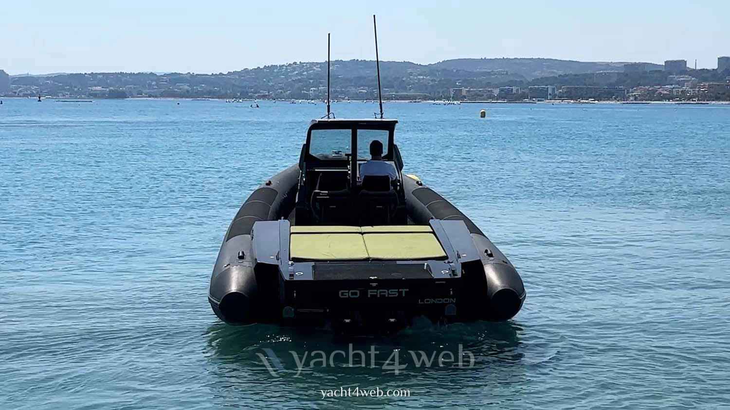 Goldfish 38 sport Моторная лодка используется для продажи