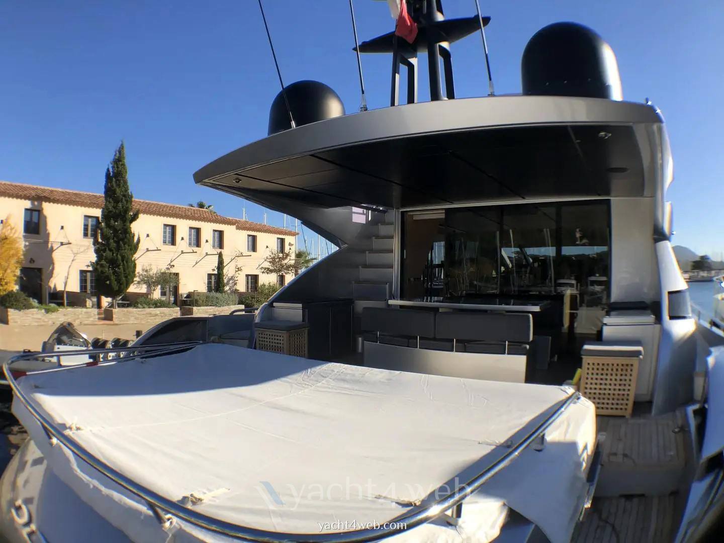 Pershing 92 Barca a motore usata in vendita