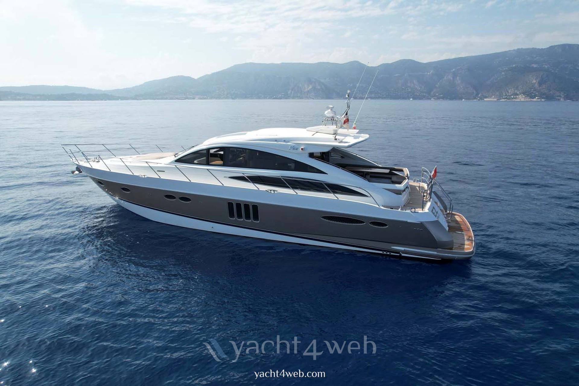 Princess V65 Barca a motore usata in vendita
