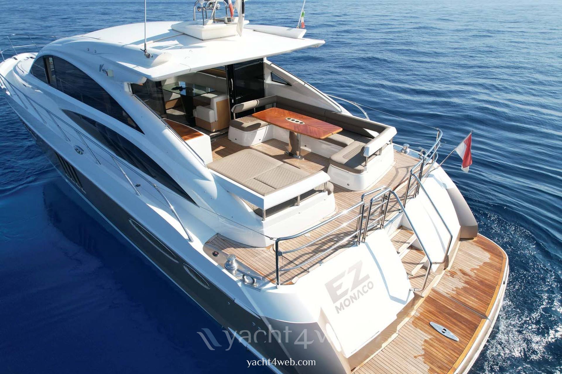 Princess V65 barca a motore