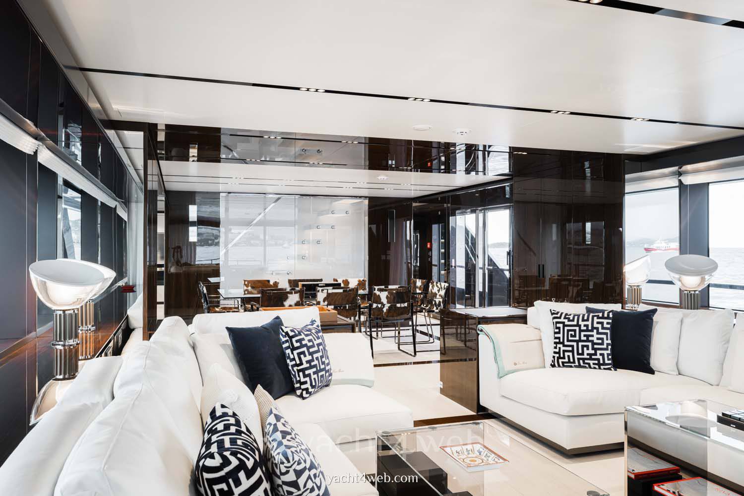 Riva 130 bellissima Motoryacht usato