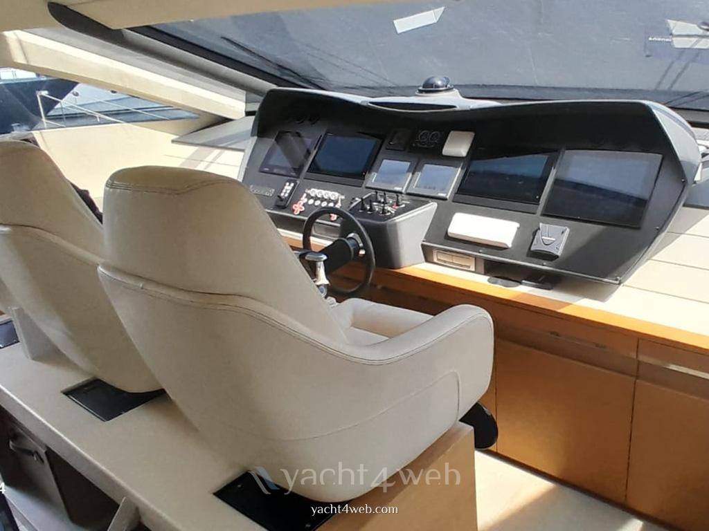 Pershing 92 Motoryacht usato