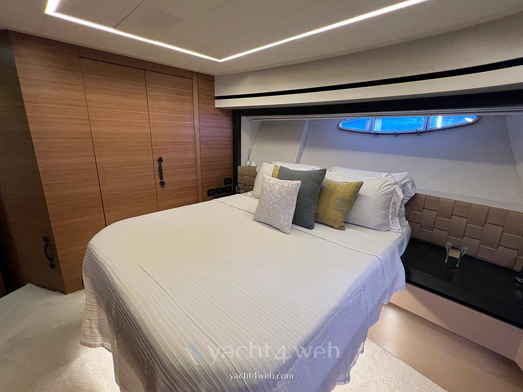 Pershing 92 usato