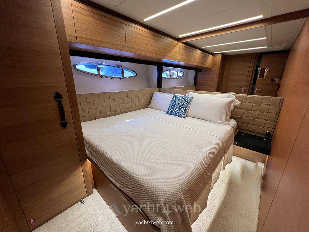 Pershing 92 0
