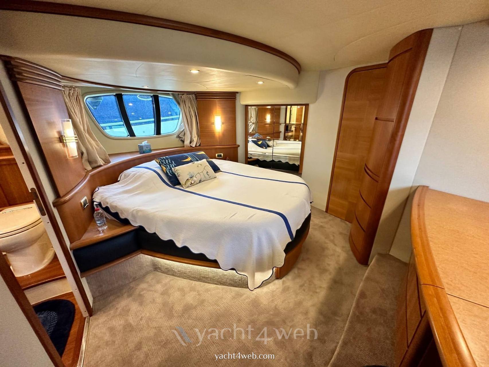 Azimut 62 fotografia