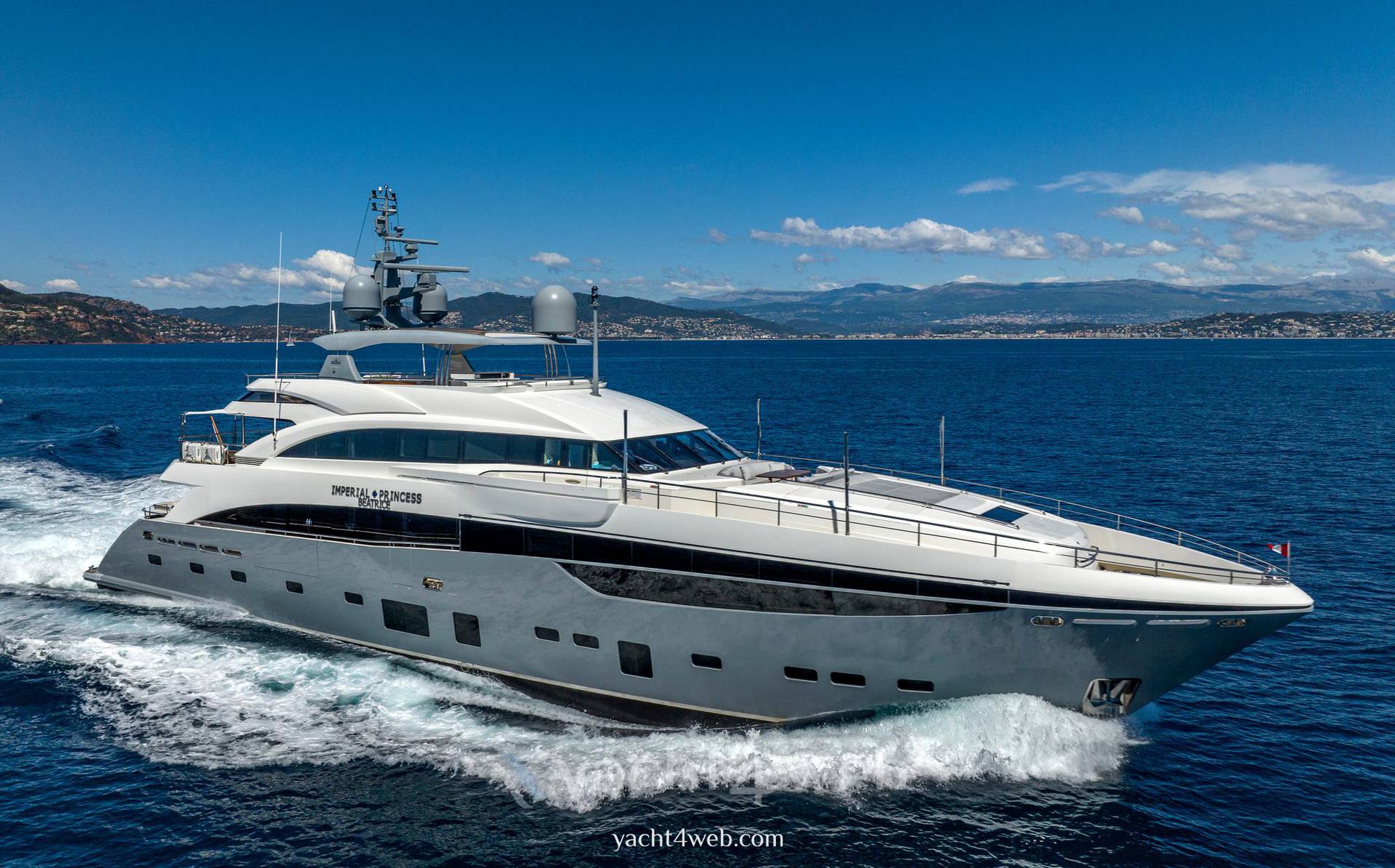 Princess 40m Barca a motore usata in vendita