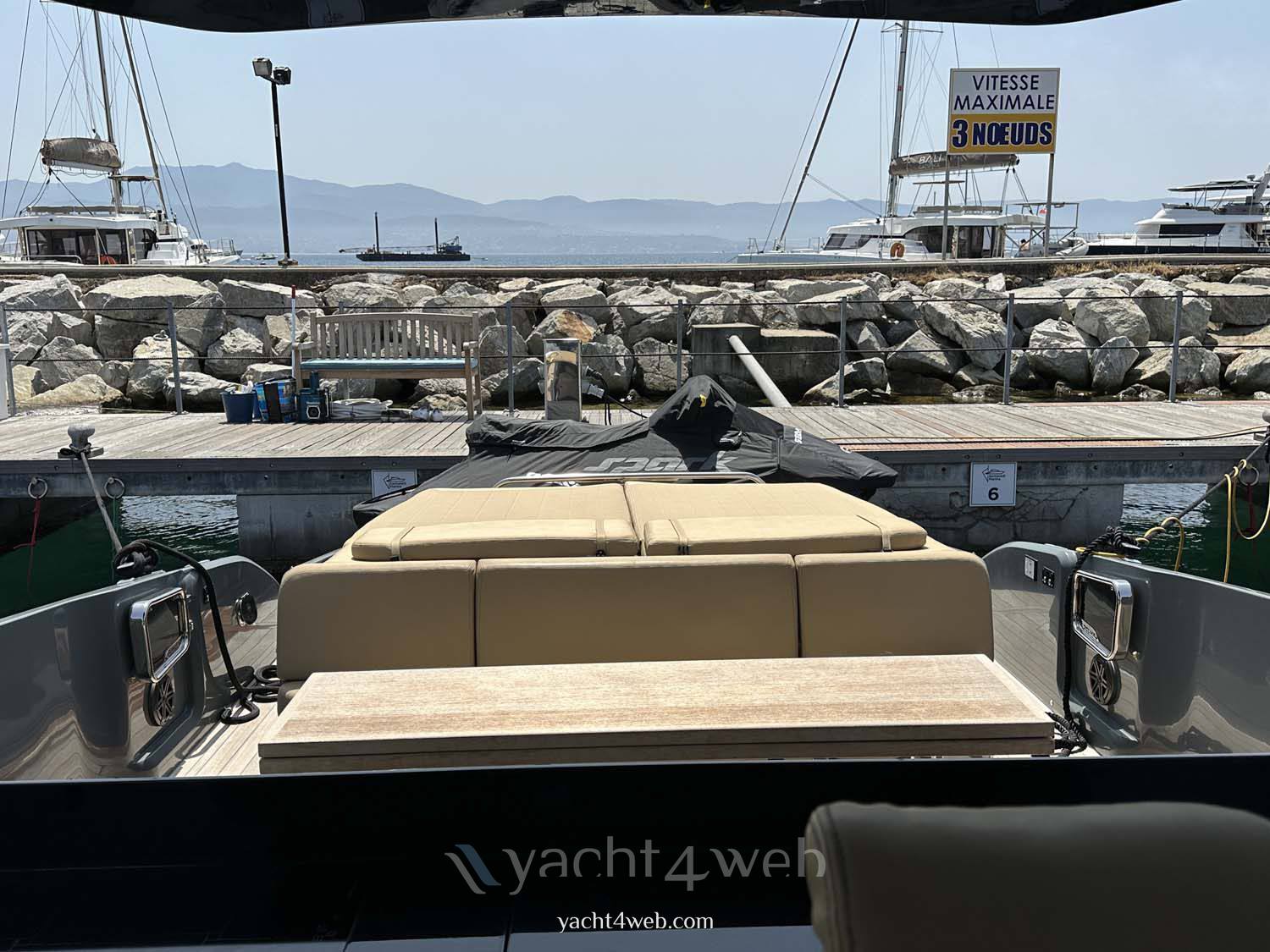 Sacs tecnorib Rebel 47 Barca usata in vendita