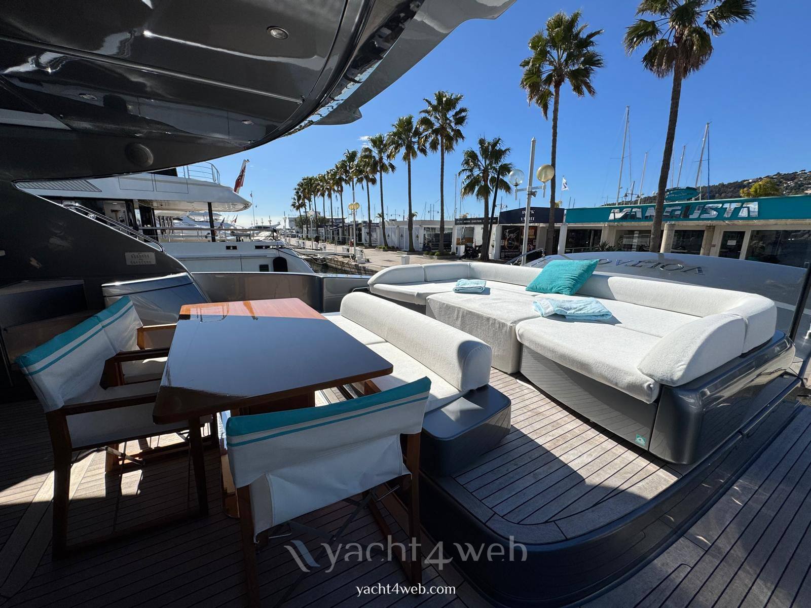 Riva 86 domino Motoryacht