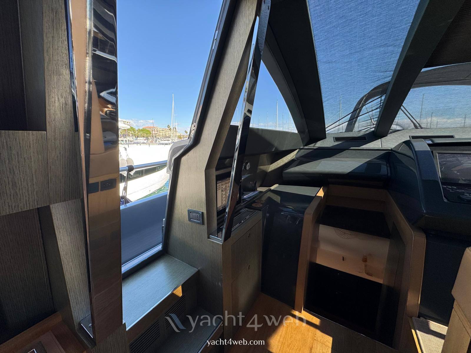 Riva 86 domino Barca a motore usata in vendita
