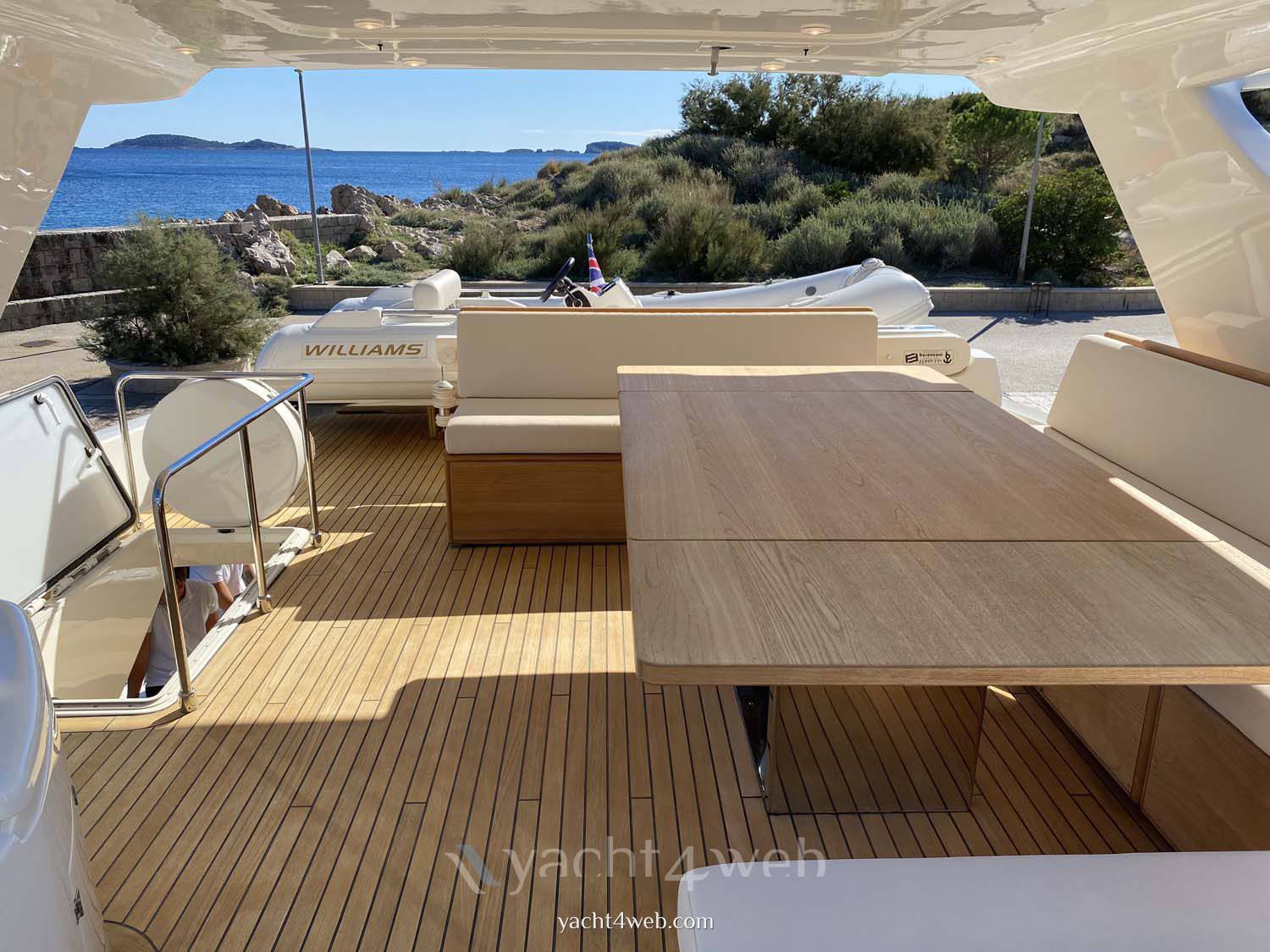 Ferretti yachts 780 barca