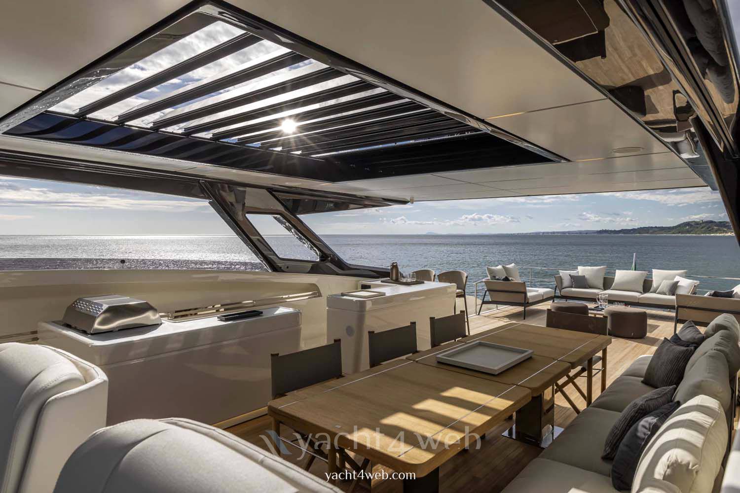Ferretti yachts 1000 Non specificato usato