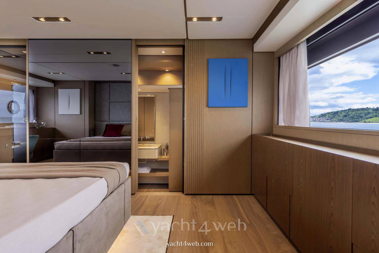 Ferretti yachts 1000 Barca usata in vendita