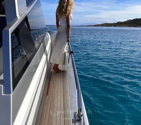 Med yachts Med52 Motoryacht usato