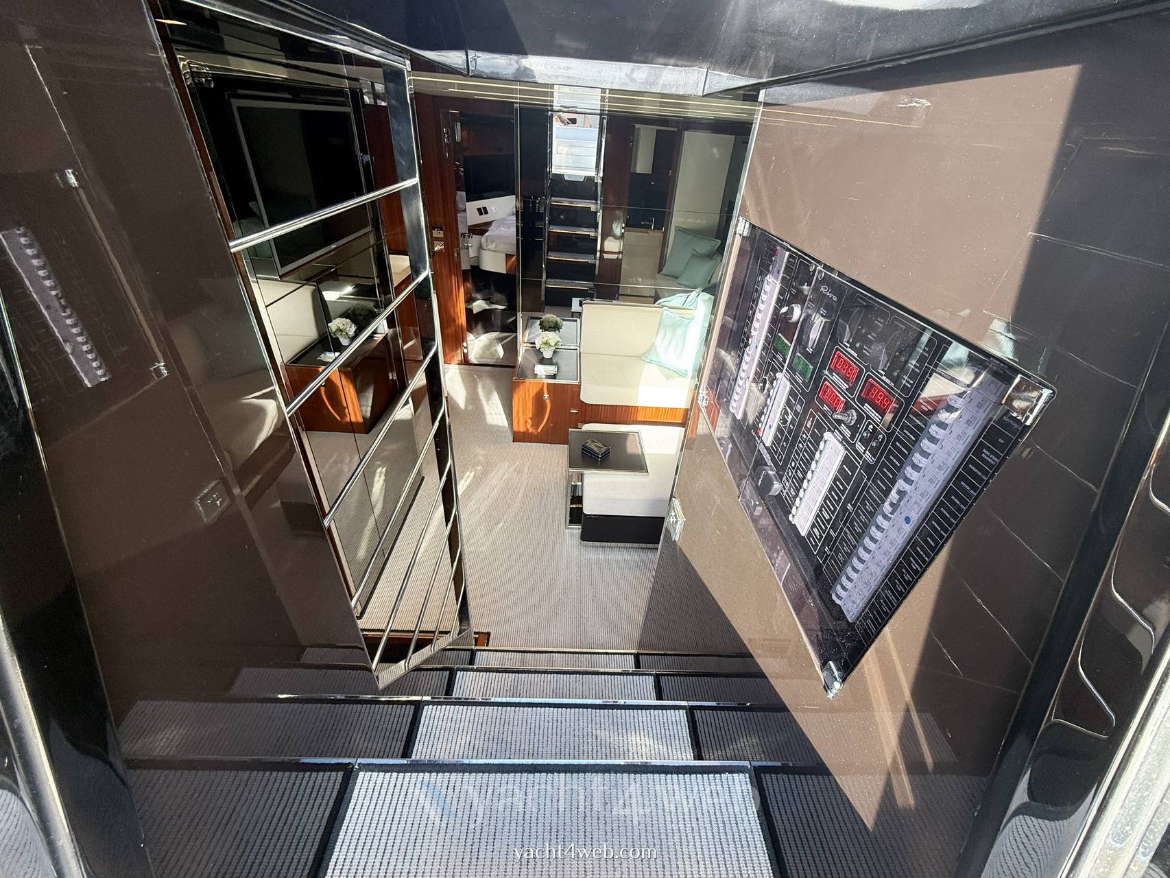 Riva Rivale 56 Motoryacht usato