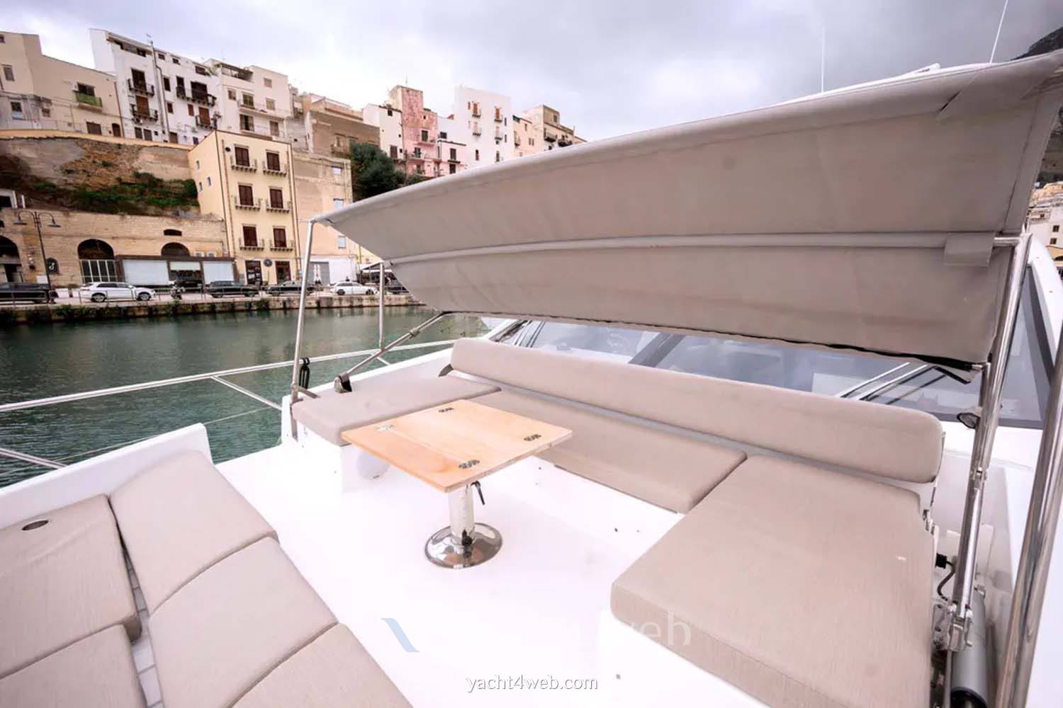 Azimut 66 usato