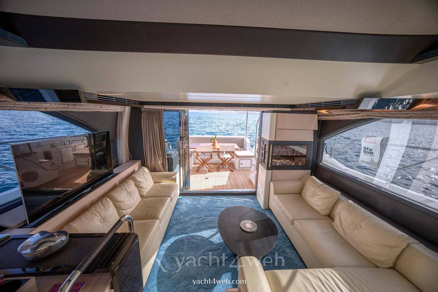 Azimut 66