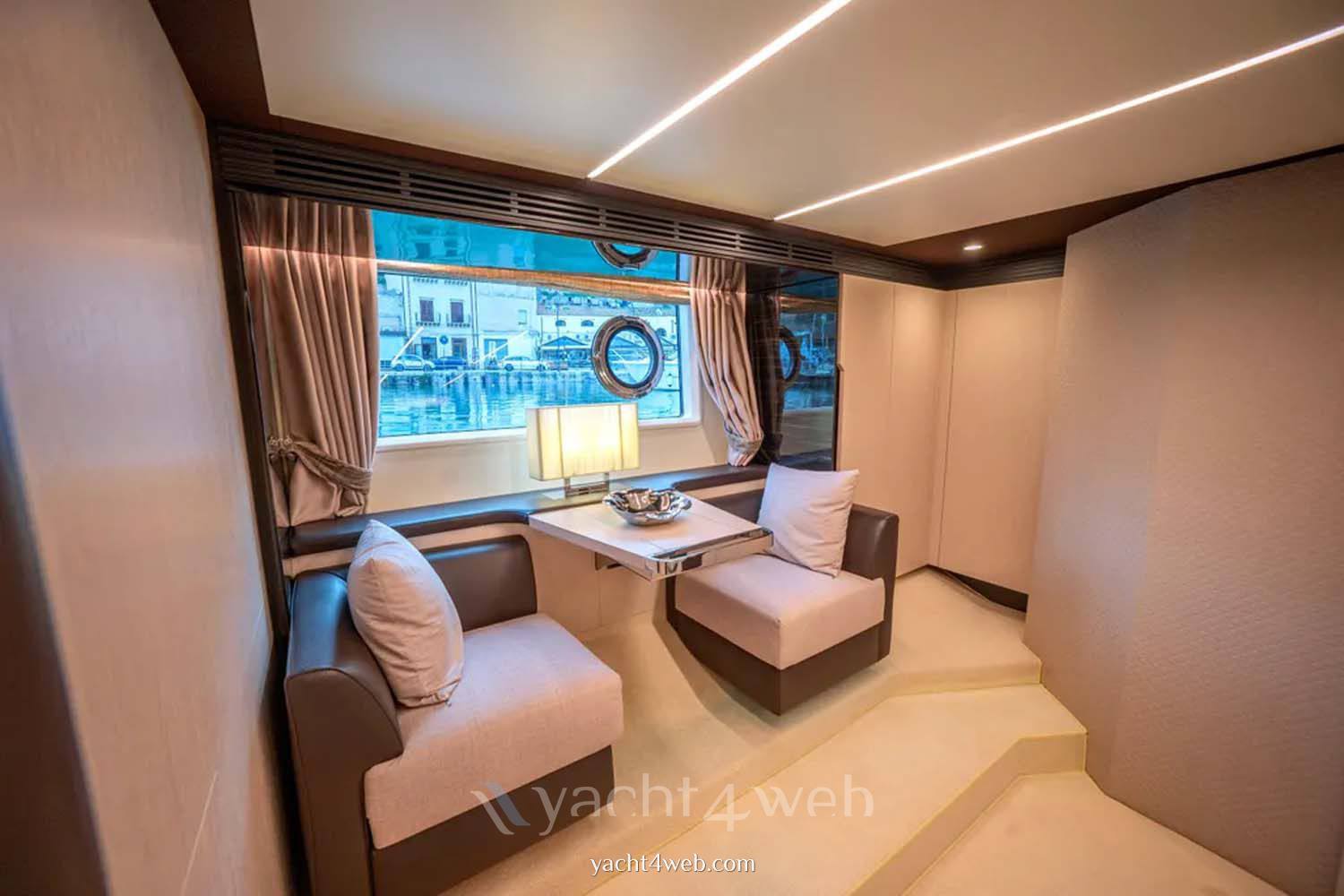 Azimut 66 Non specificato