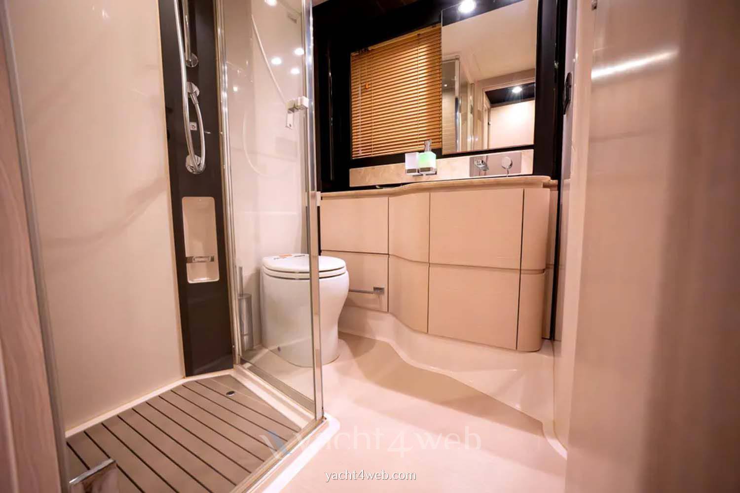 Azimut 66 fotografia