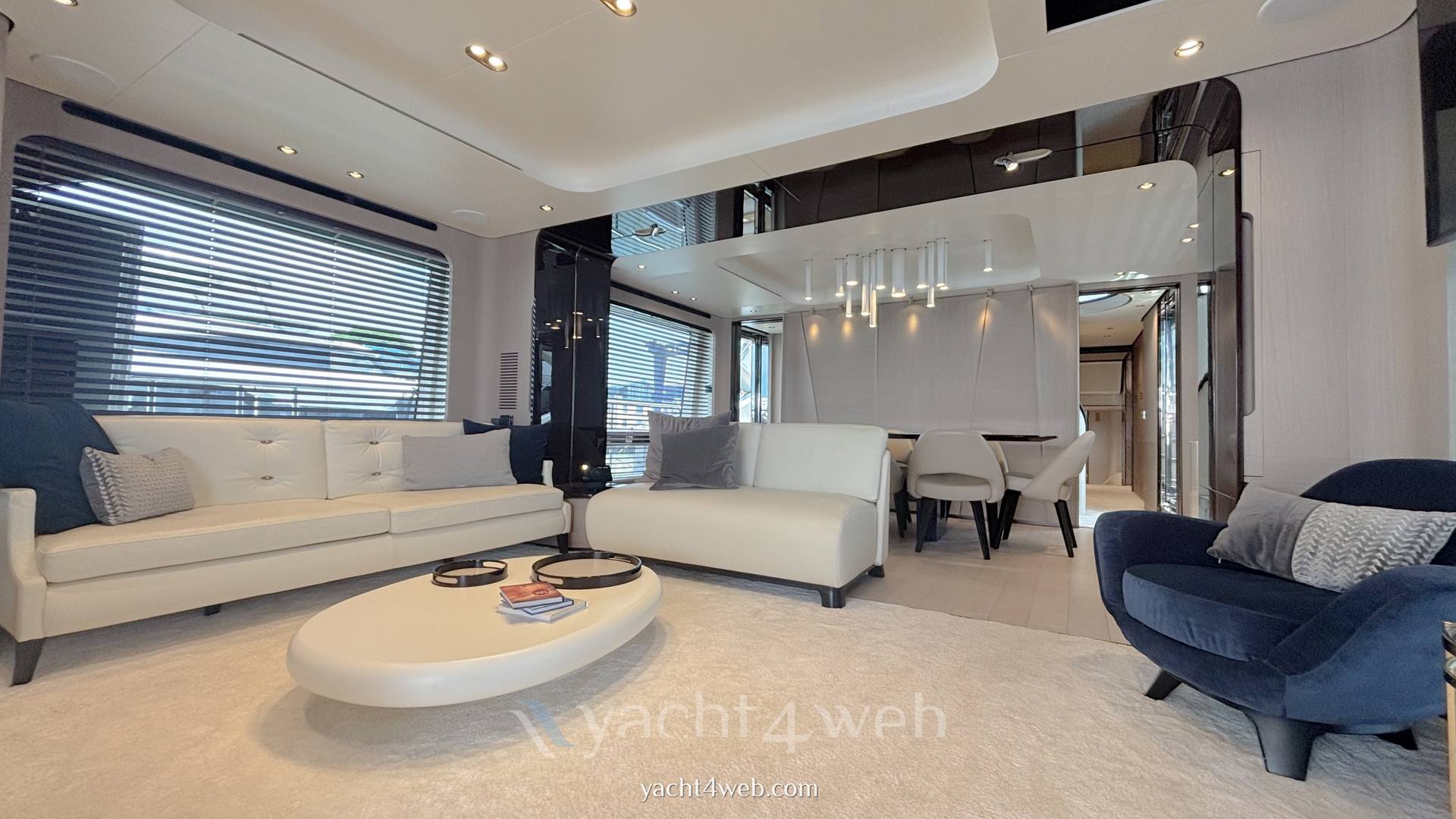 Azimut 27 grande metri usato