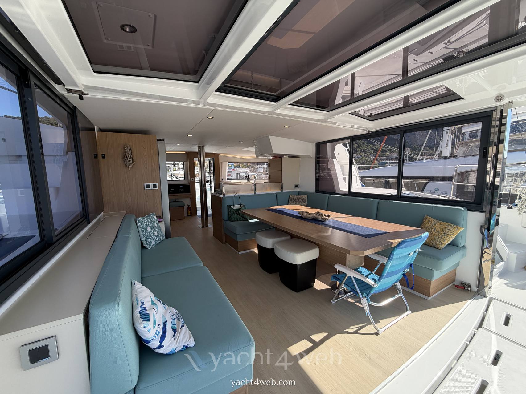 Catana sas Bali 4.8 Não especificado.