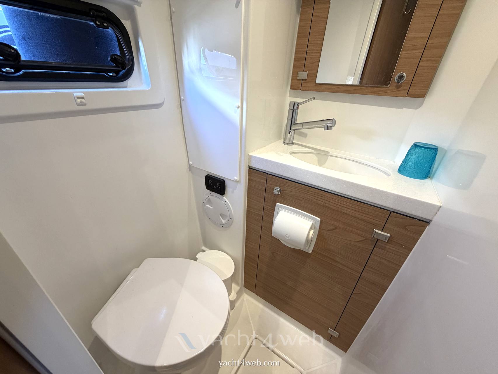 Catana sas Bali 4.8 usado