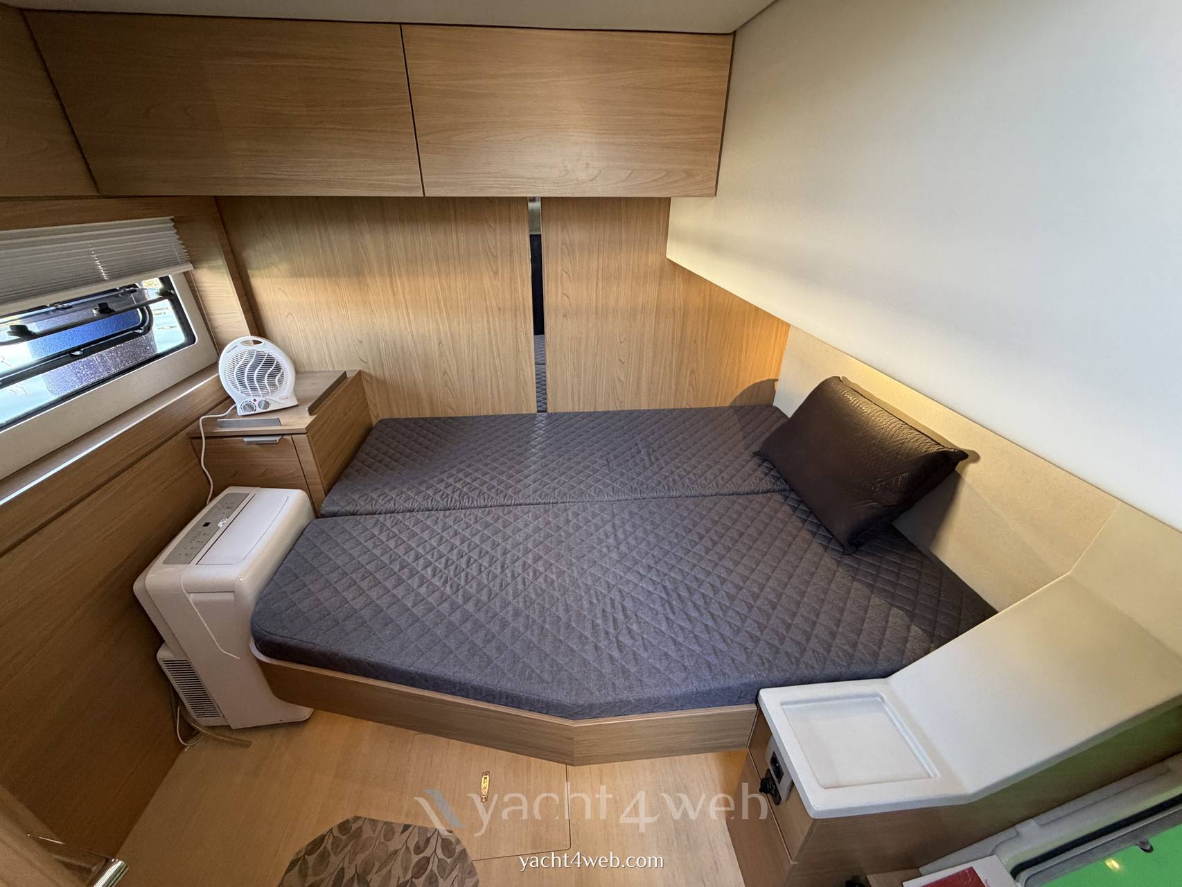 Catana sas Bali 4.8 Não especificado.