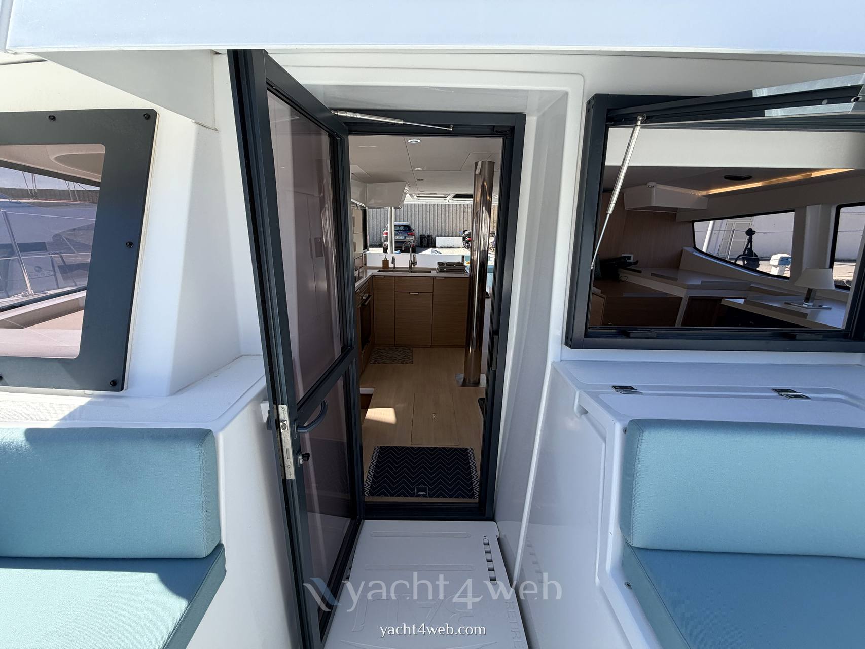 Catana sas Bali 4.8 barco