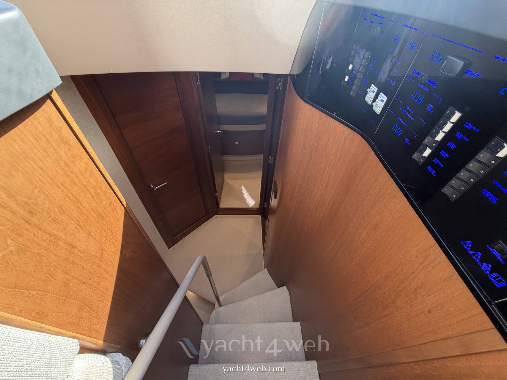 Princess yachts F49 0