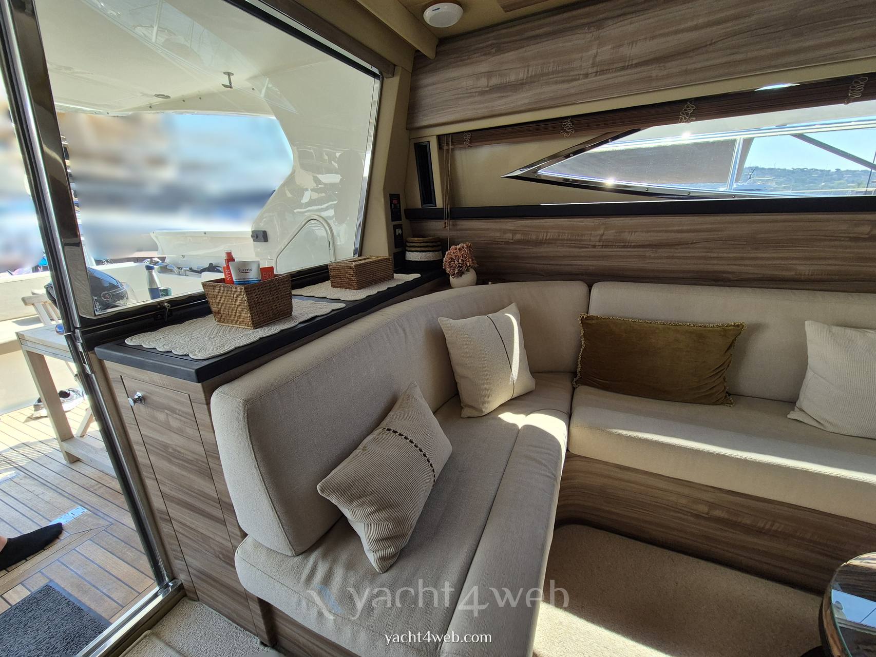 Ferretti yachts 620 Motoryacht usato