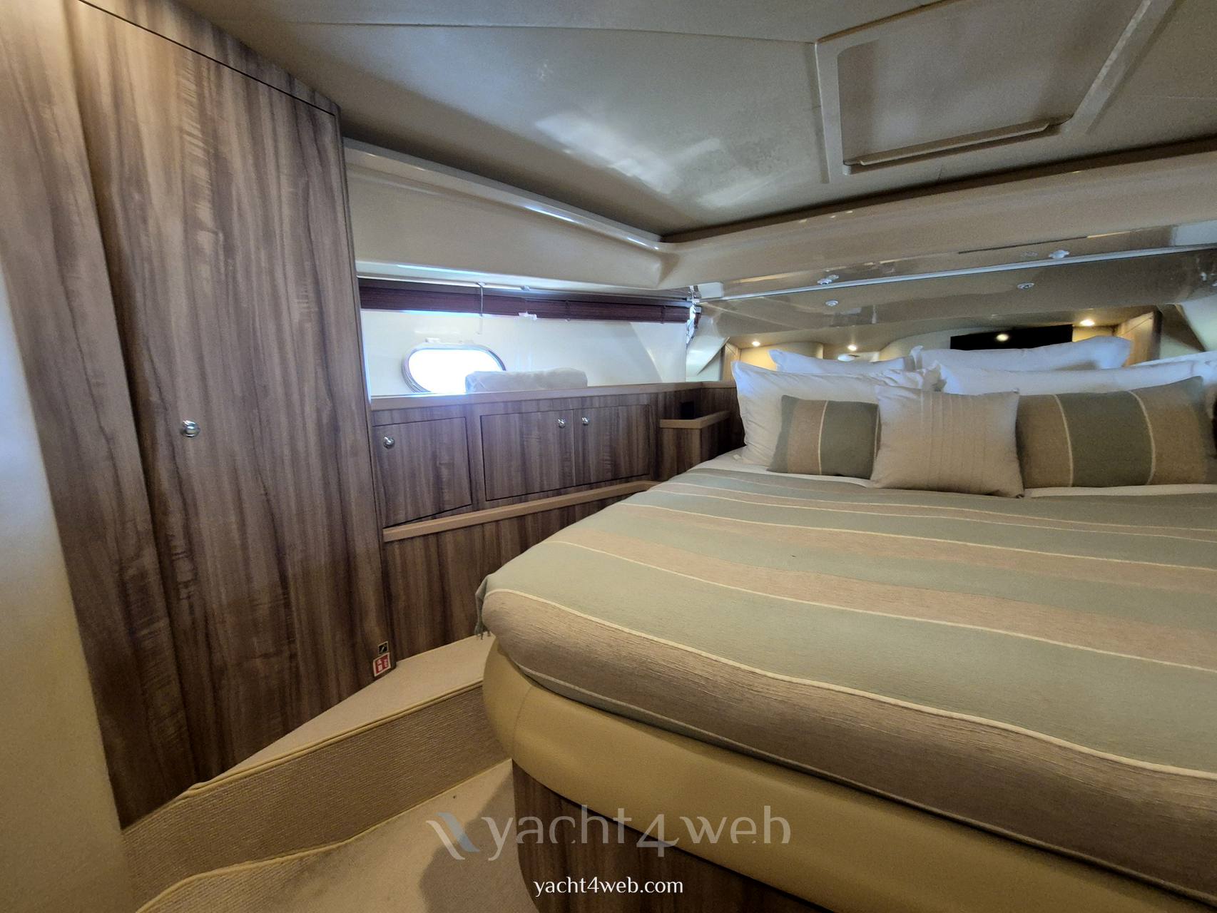 Ferretti yachts 620 0