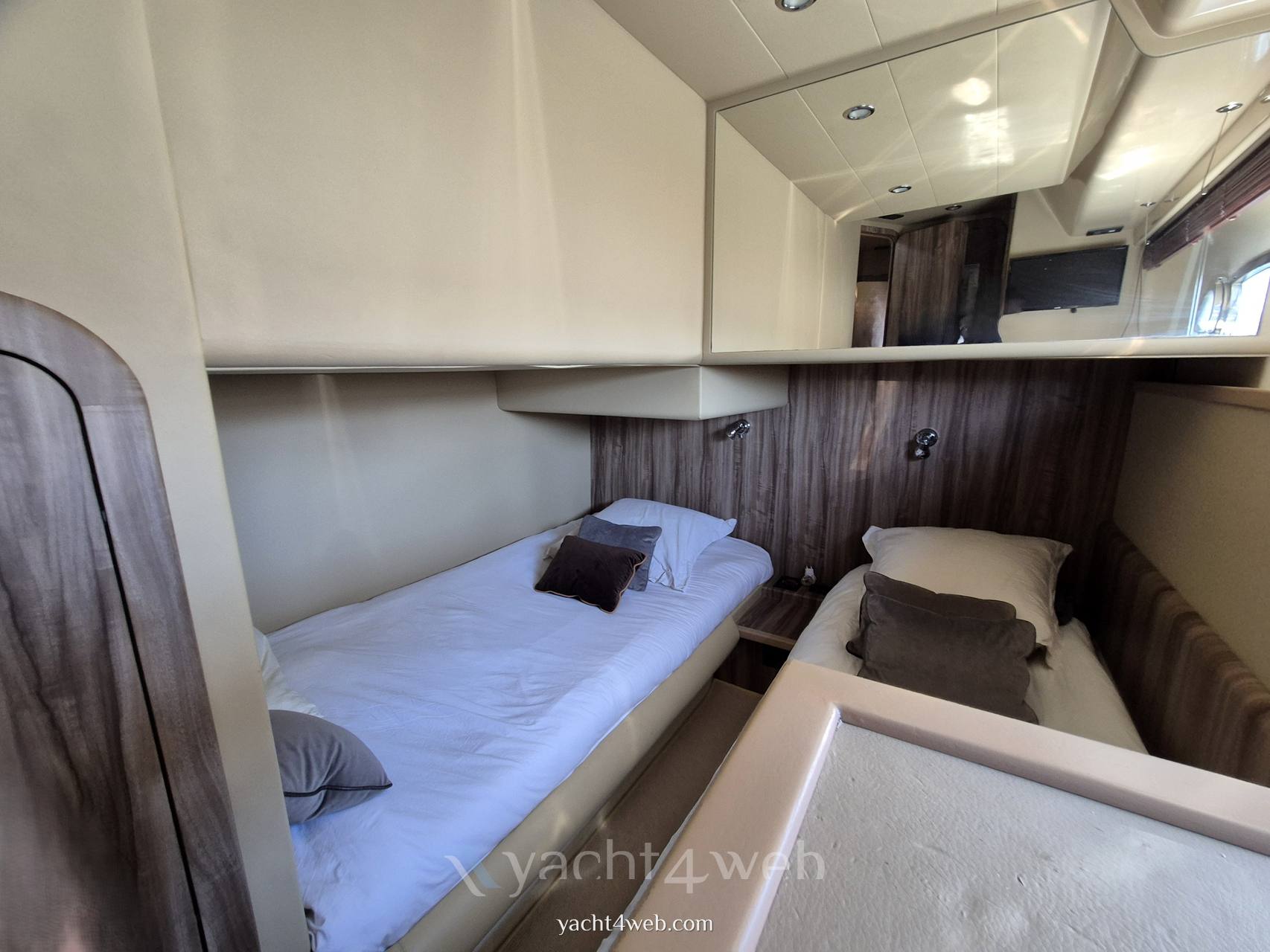 Ferretti yachts 620 Motoryacht usato