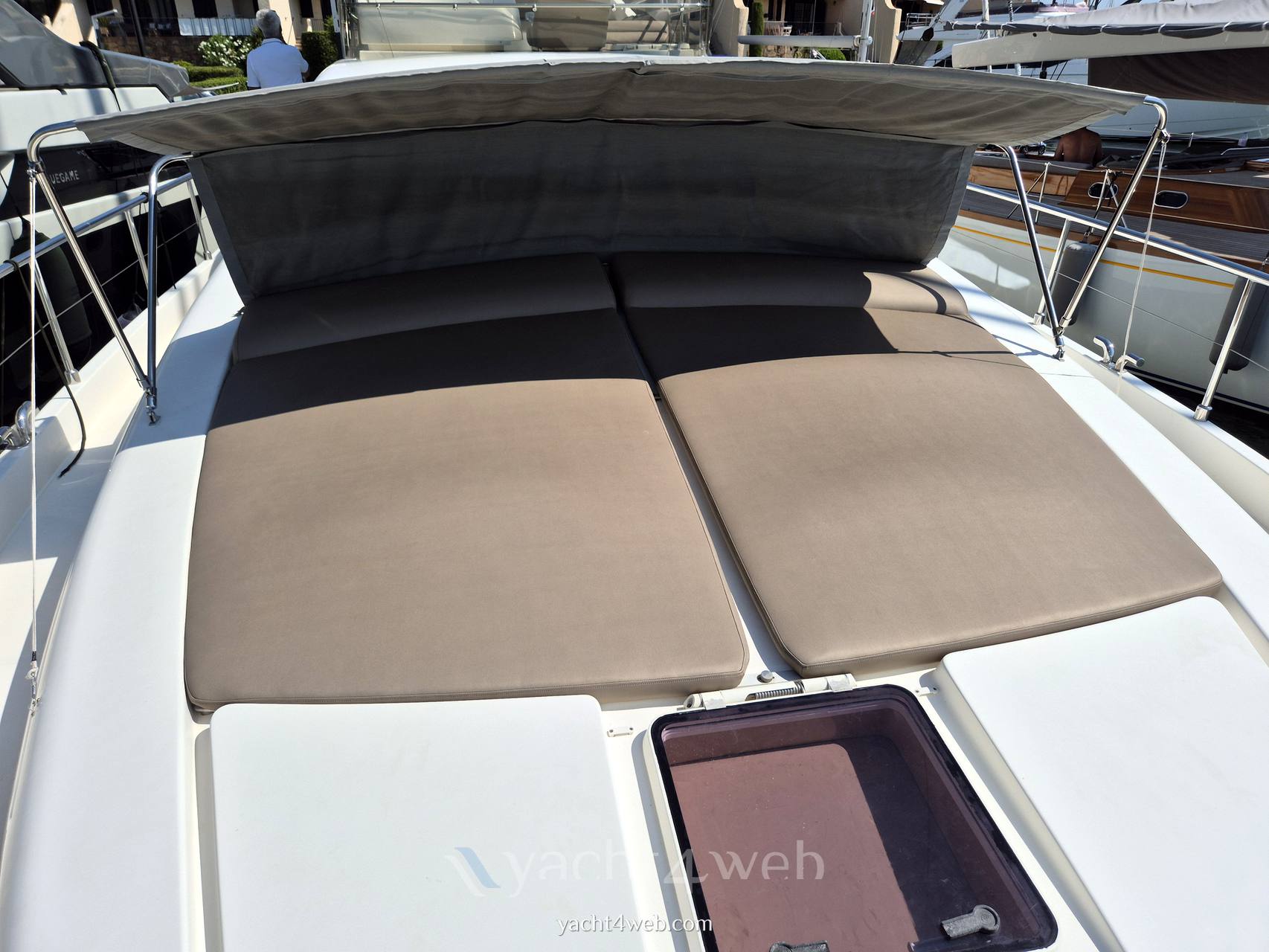 Ferretti yachts 620 barca a motore