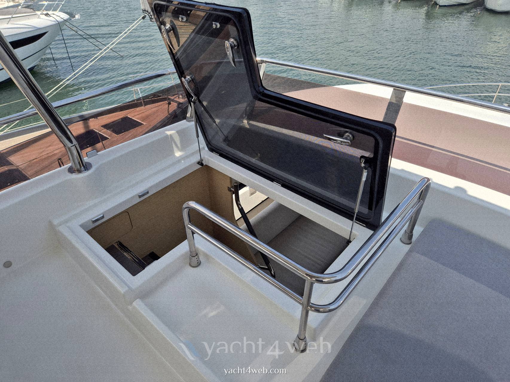 Beneteau Grand trawler 62